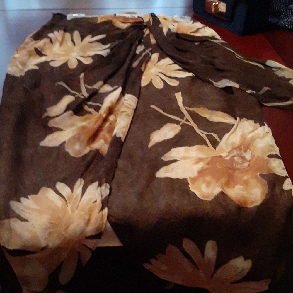 Women  dresse